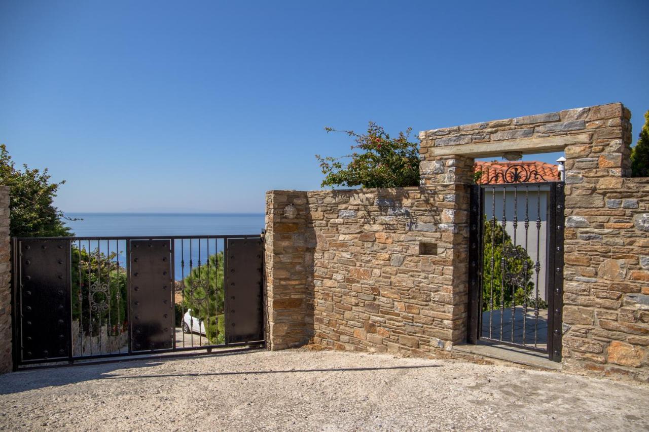 Eleni'S Guesthouse Aprovaton Εξωτερικό φωτογραφία