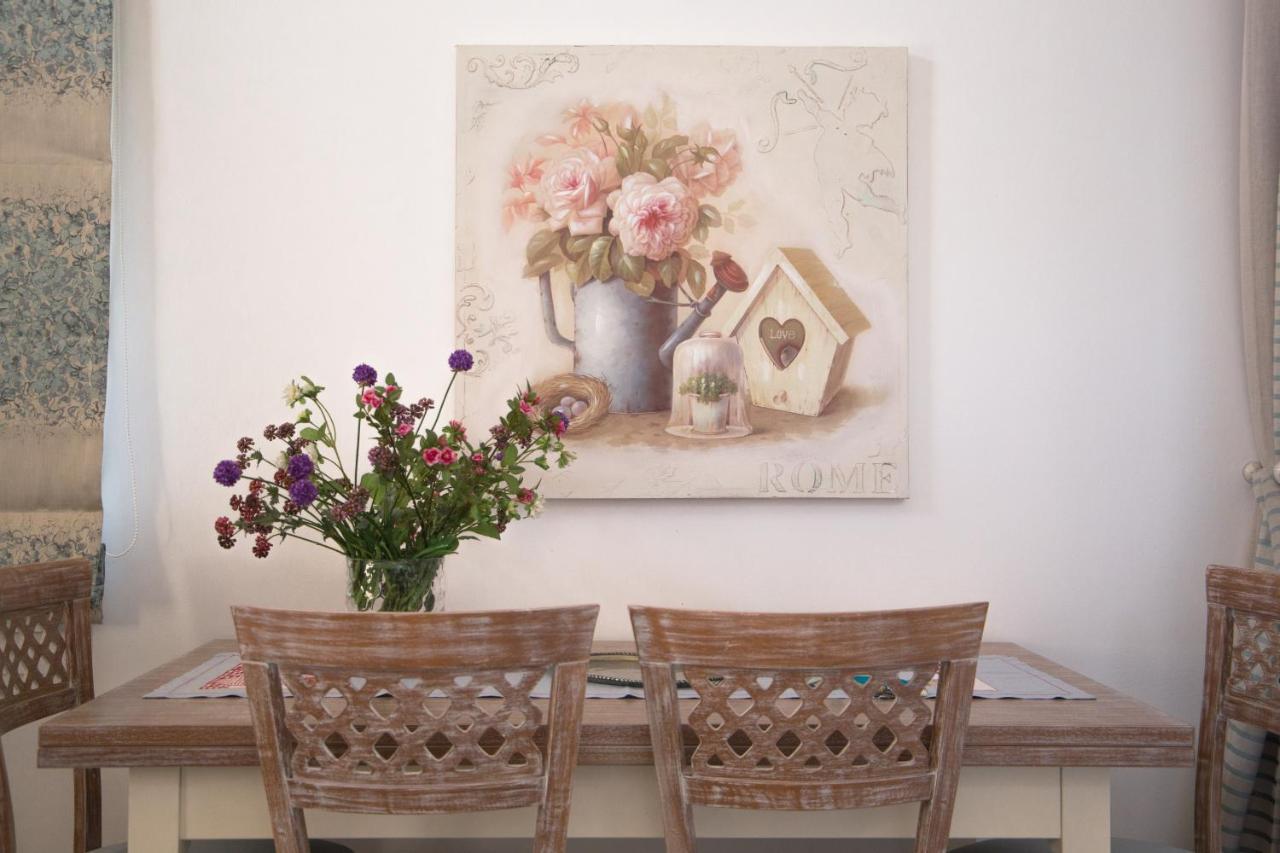 Eleni'S Guesthouse Aprovaton Εξωτερικό φωτογραφία