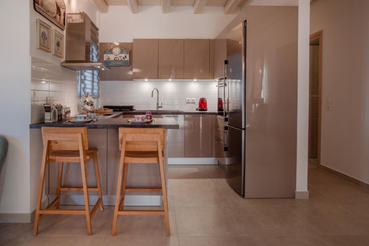 Eleni'S Guesthouse Aprovaton Εξωτερικό φωτογραφία